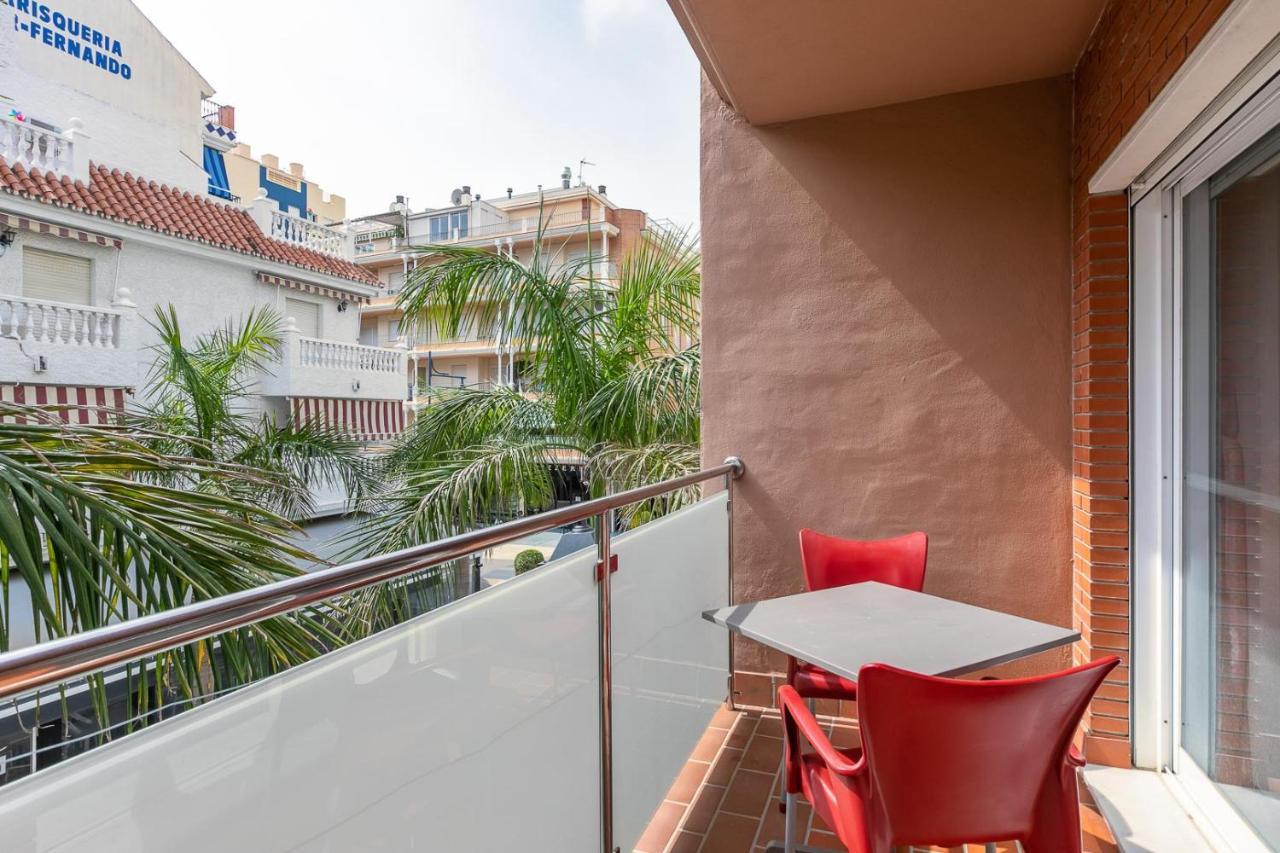 Apartamentos Guerrero Torre Del Mar Exterior foto