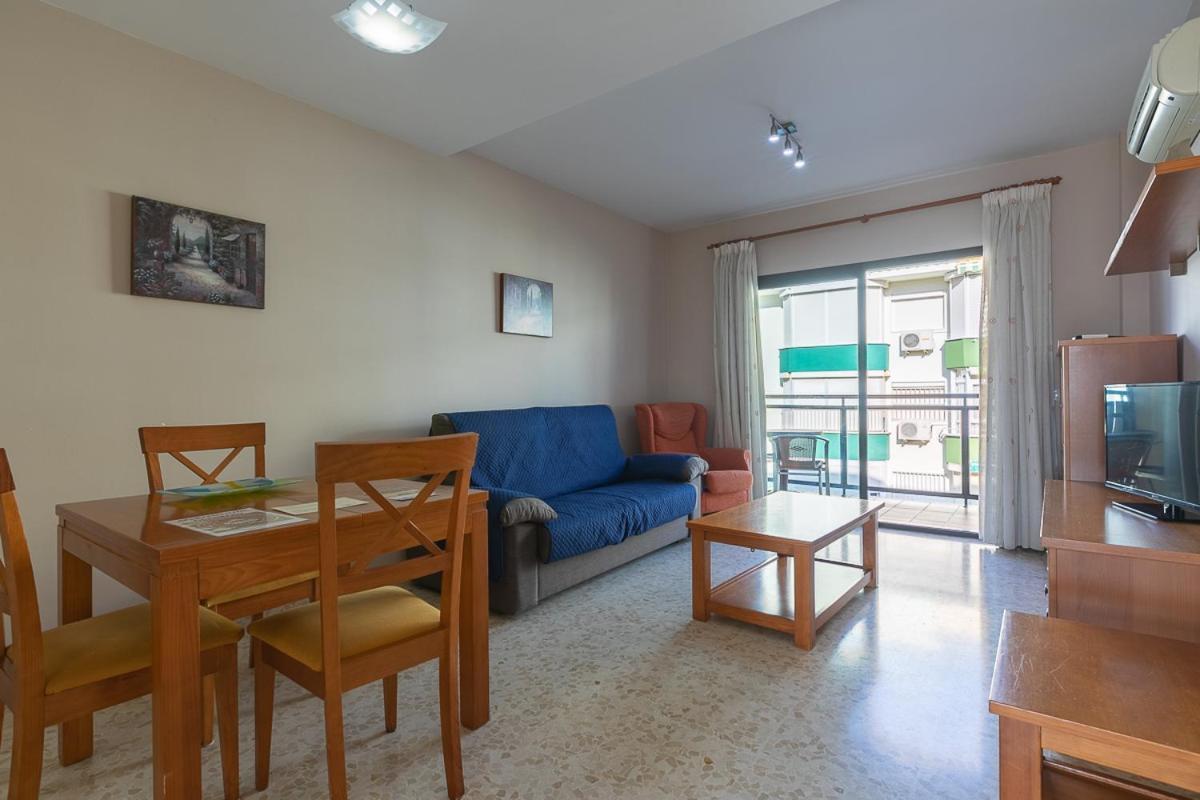 Apartamentos Guerrero Torre Del Mar Exterior foto