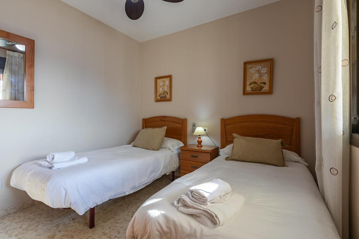 Apartamentos Guerrero Torre Del Mar Exterior foto